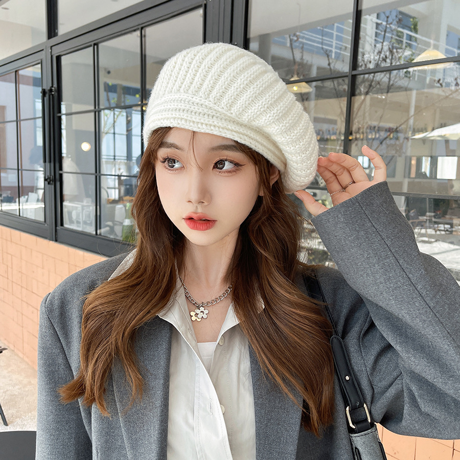 Women's Fashion Solid Color Eaveless Beret Hat display picture 3