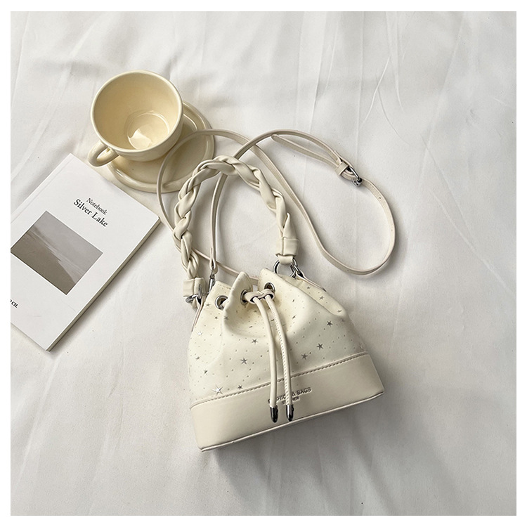 Bolsa de balde de estilo coreano, bolso de hombro para mujeres, bolso de mano de alto nivel, nueva moda extranjera, bolso de correa de transporte a cuadros.