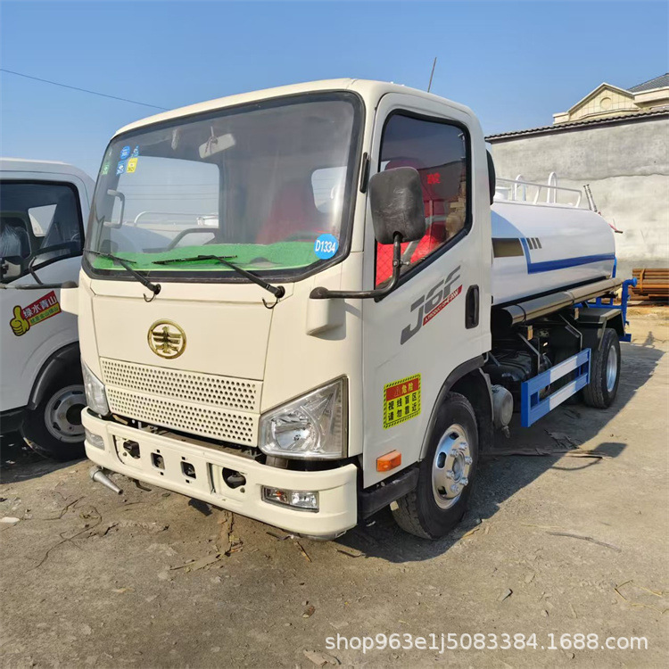 Front-Mounted Electronic Gun Dongfeng Sprinkler Dust Suppressor Truck Construction Site Diesel Sprinkler Truck Landscaping Road Sprinkler Truck