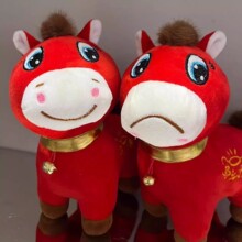 马年吉祥物哭哭马开心马毛绒公仔玩偶 26新年生肖小马挂件笑脸马
