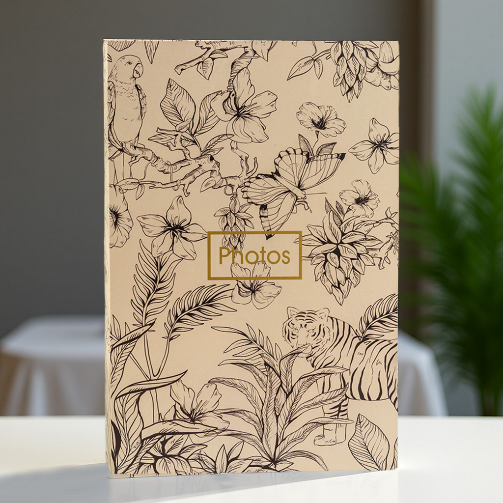 노란색 흑백 꽃