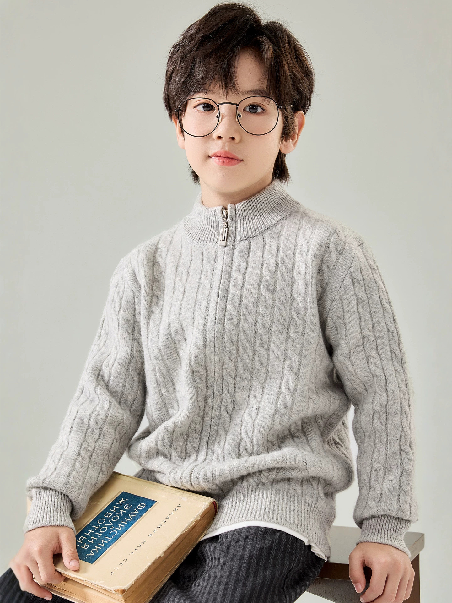 Children's pure wool cardigan, boys and girls, cable knit zip-up cardigan, autumn and winter, stand-up collar, loose-fitting knitted sweater for older children.