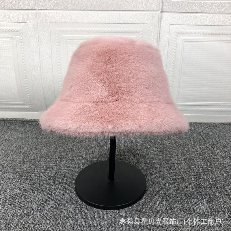 秋と冬の女性用フィッシャーマンハット、厚くて暖かいイミテーションミンクファー、大きな頭囲、顔が見える小さなホリデースタイルのファッショナブルで多用途な豪華な帽子|undefined