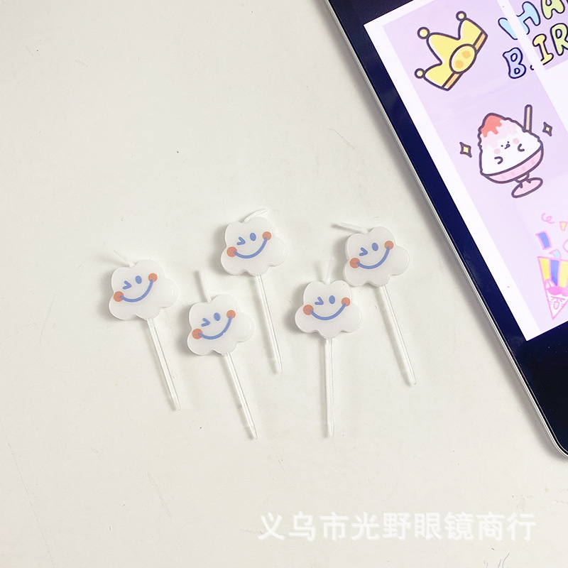 Wholesale cartoon birthday candle holiday party cake decoration baking supplies cute creative cartoon cloud candle