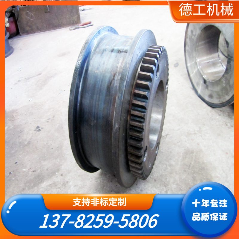 供应现货300 400 LD车轮组  行车大车运行LD轮子 带齿全主动