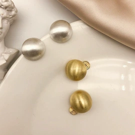 耳夹;耳钉;耳环