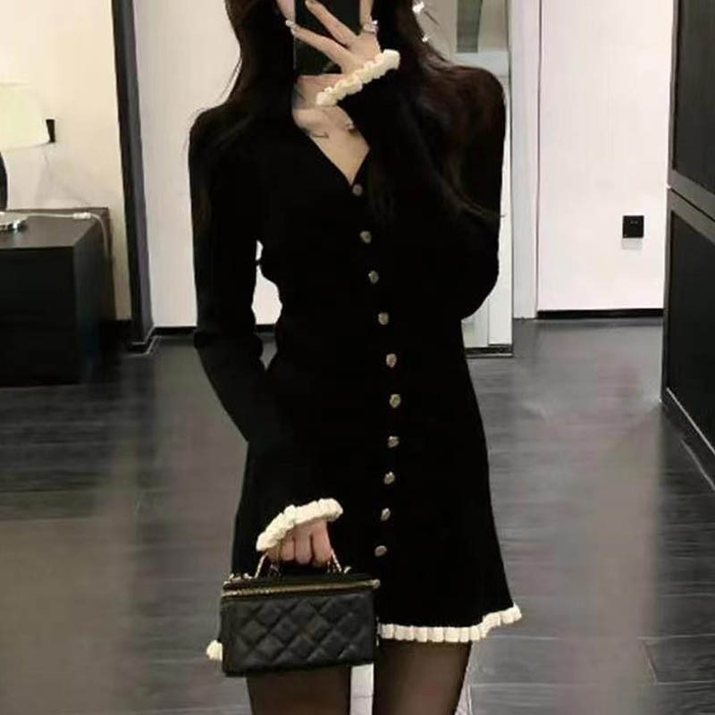 Cross-Border Aliexpress Autumn and Winter New V-Neck Single-Breasted Knitted Sweater Long-Sleeve Dress Black Bell-Sleeve Short Dress