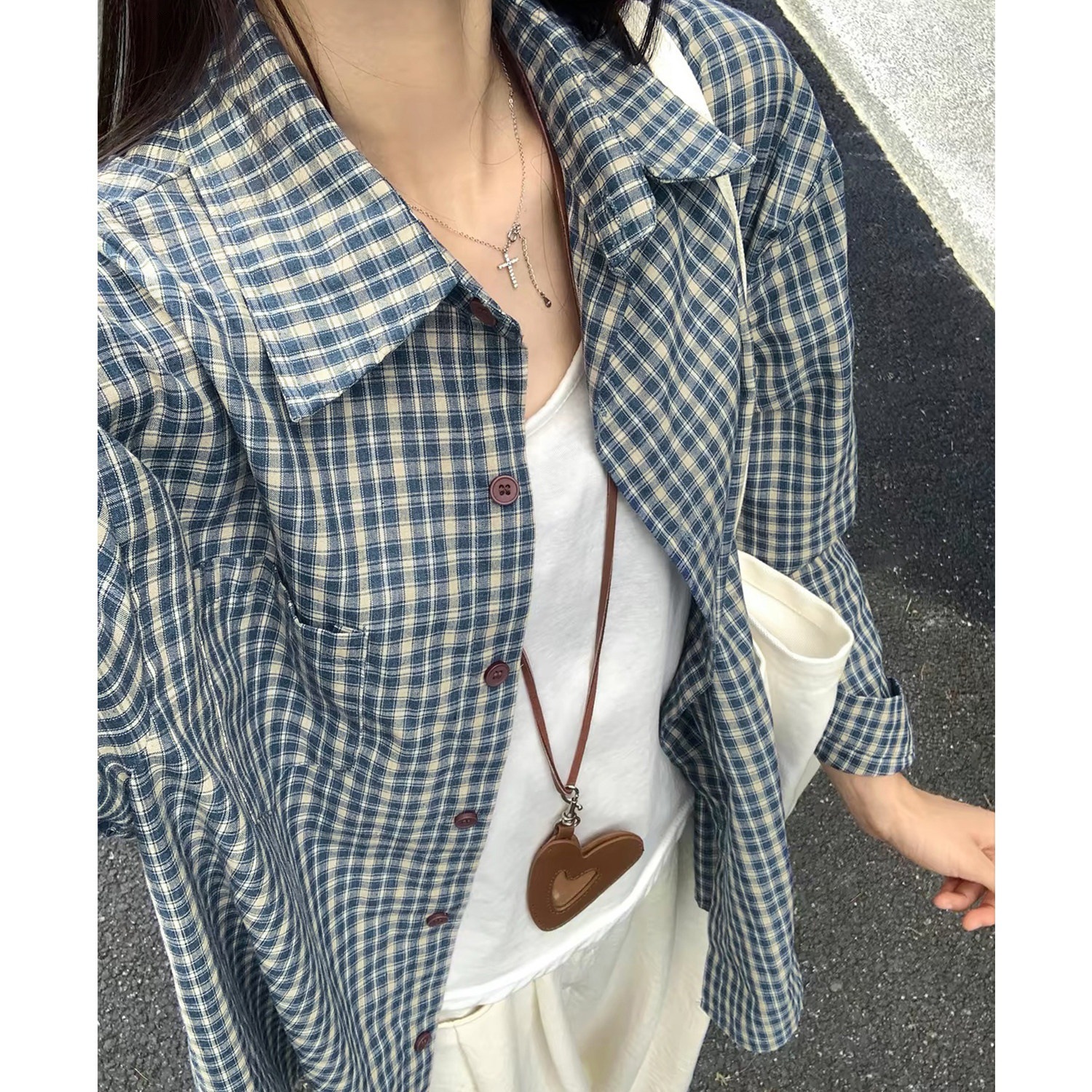 蓝色格子衬衫女薄款川西穿搭长袖防晒衬衣慵懒松弛感早秋上衣外套