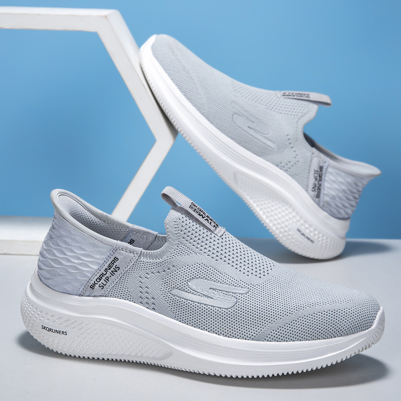 New Style Lightweight Slip-On Shoes for Men, Breathable Mesh, Trendy, Lightweight, Comfortable, Simple Slip-On Shoes for Men New Style Lightweight Slip-On Shoes for Men, Breathable Mesh, Trendy, Lightweight, Comfortable, Simple Slip-On Shoes for Men