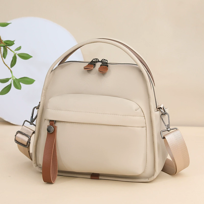 Сумка через плечо, модная, простая и универсальная, женская сумка для ношения в руке, из нейлона, высококачественная, вместительная, маленькая квадратная сумка для повседневного использования.