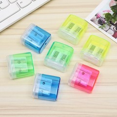 プラスチック透明鉛筆削り 4 色二穴鉛筆削り手動鉛筆削り学生文具クロスボーダーメーカー直販