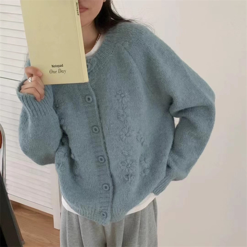 韩系糖果色立体花朵针织开衫女2025秋季新款设计感温柔风软糯毛衣|undefined