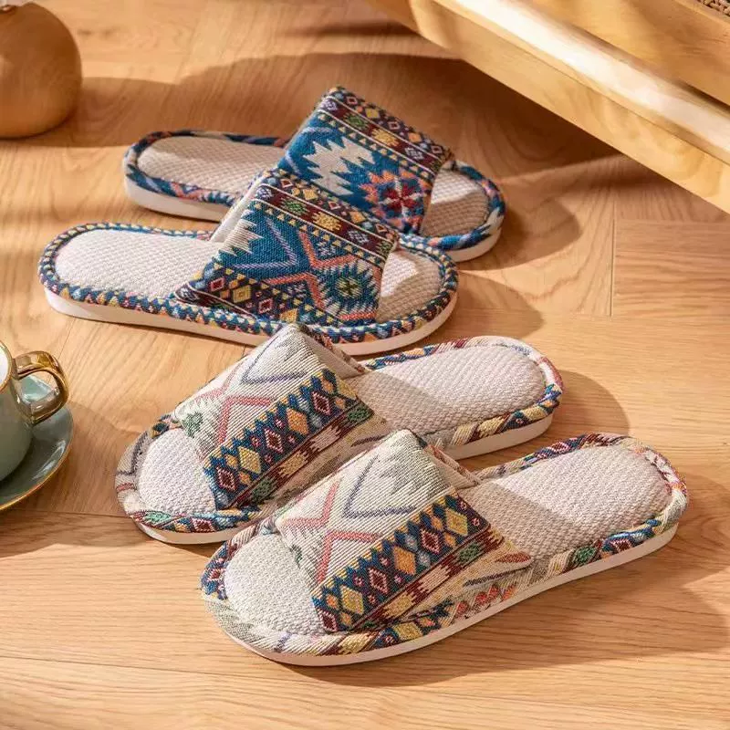 Домашние удобные льняные тапочки, весна и осень, новые дышащие хлопковые и льняные мягкие подошвы, бесшумные напольные тапочки для дома, которые предпочитают пары в любое время года.