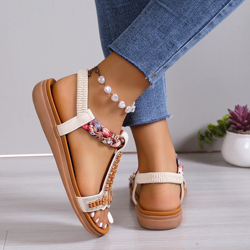 跨境外贸罗马凉鞋女2025夏季新款平底露趾串珠波西米亚沙滩鞋批发