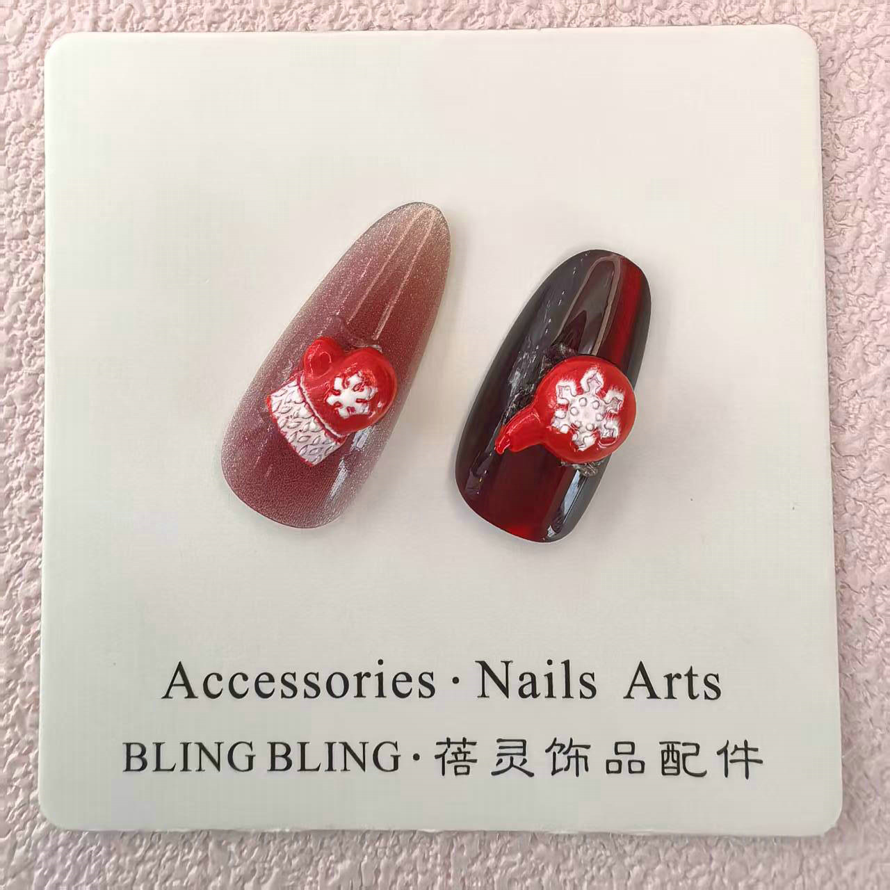 圣诞雪花旗帜钱袋圣诞树气球手套房子饰品配件美甲饰品批发义乌工