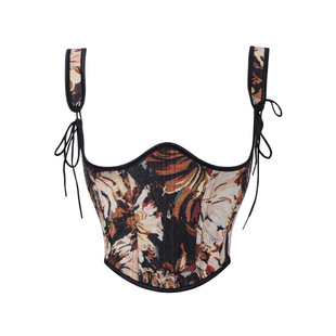 �¿��ɫ�p�玧���{���B��Ůʿ���،m͢���������R�d����؛Դ