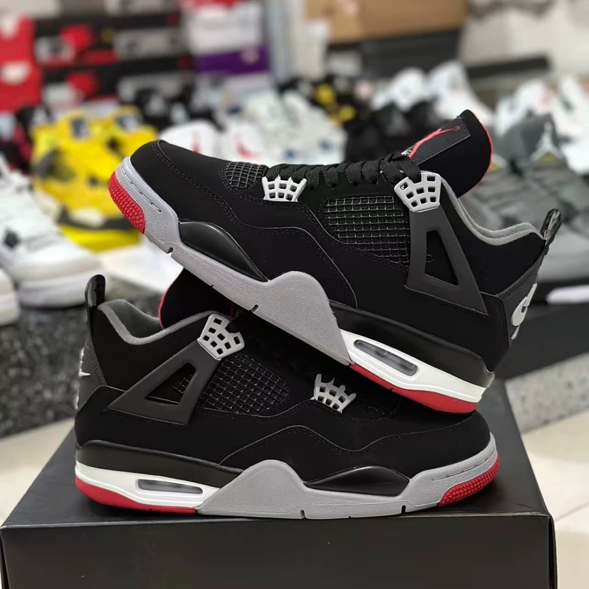 Pure Original Aj4 Practical Basketball Shoes Joe 4 Classic White Cement Black and Yellow Electric Mother Mid-Top Men's and Women's Basketball Shoes Putian Shoes