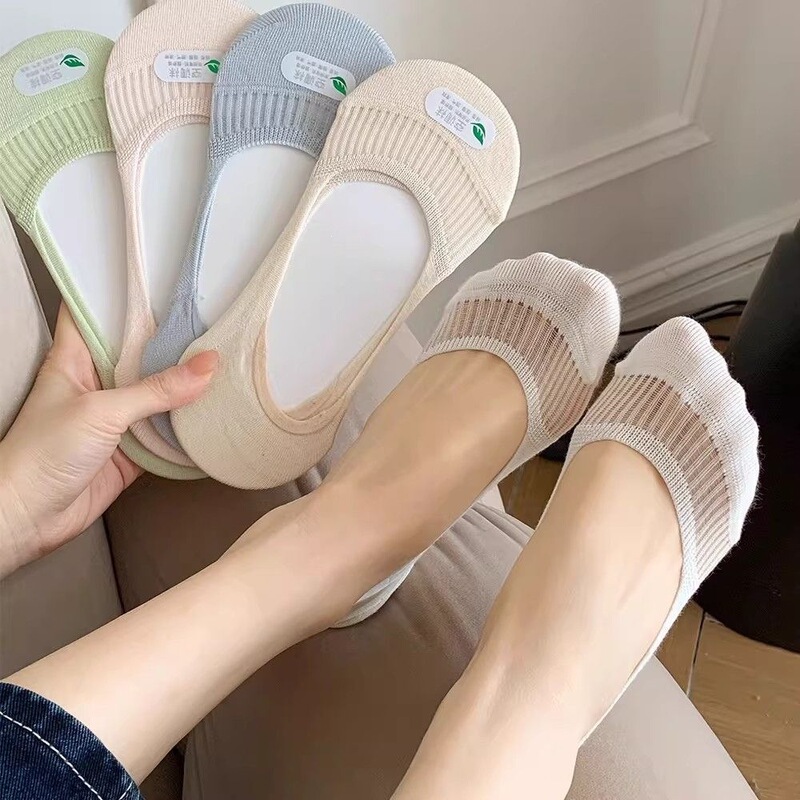 White Socks for Women, Summer Thin Mesh Breathable Low-Cut Non-Slip No-Show Socks for Flats and High Heels