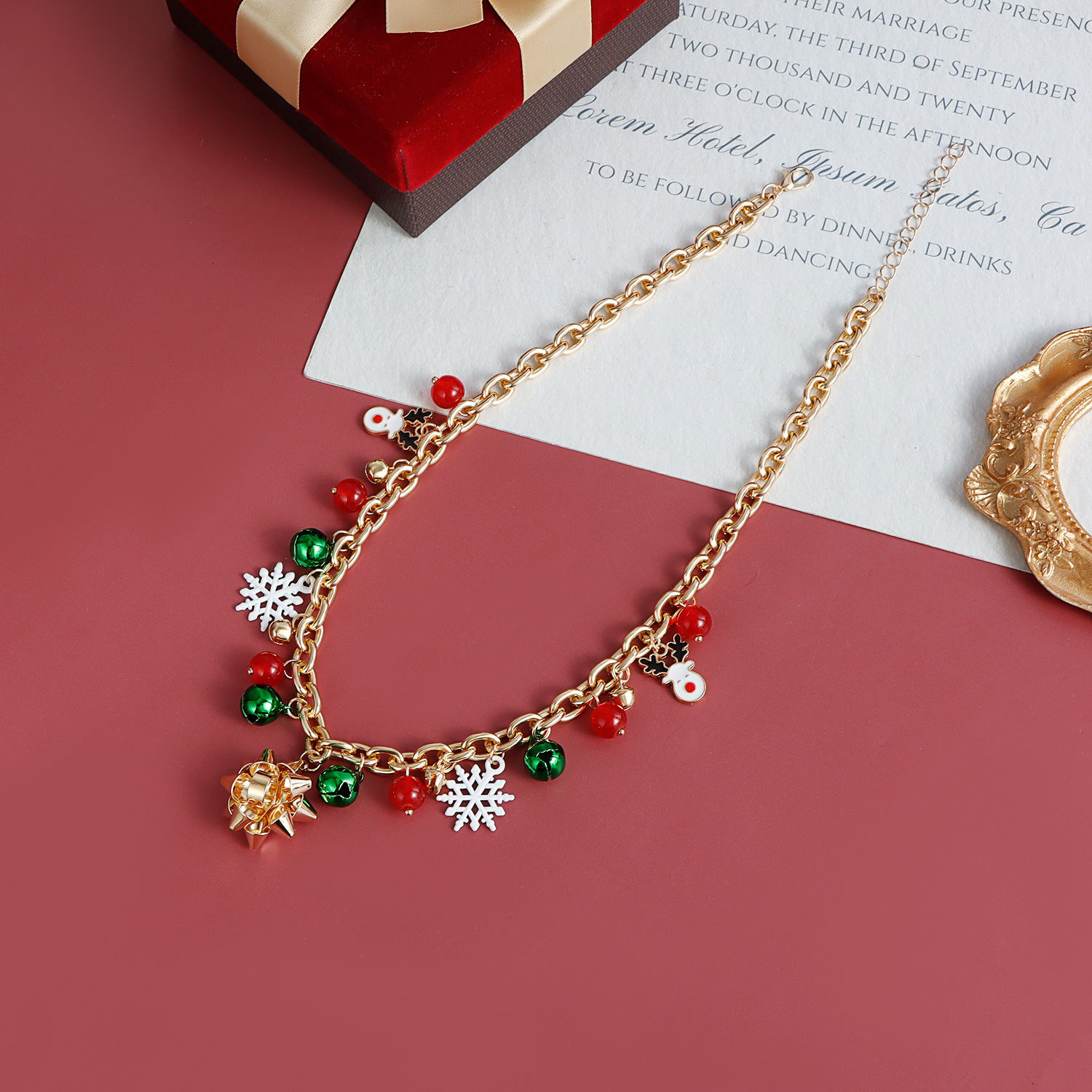 bijoux élément de Noël accessoires fleurs tridimensionnelles cloches colorées collier de personnalité simple et créatif pour femmes_voghion.com