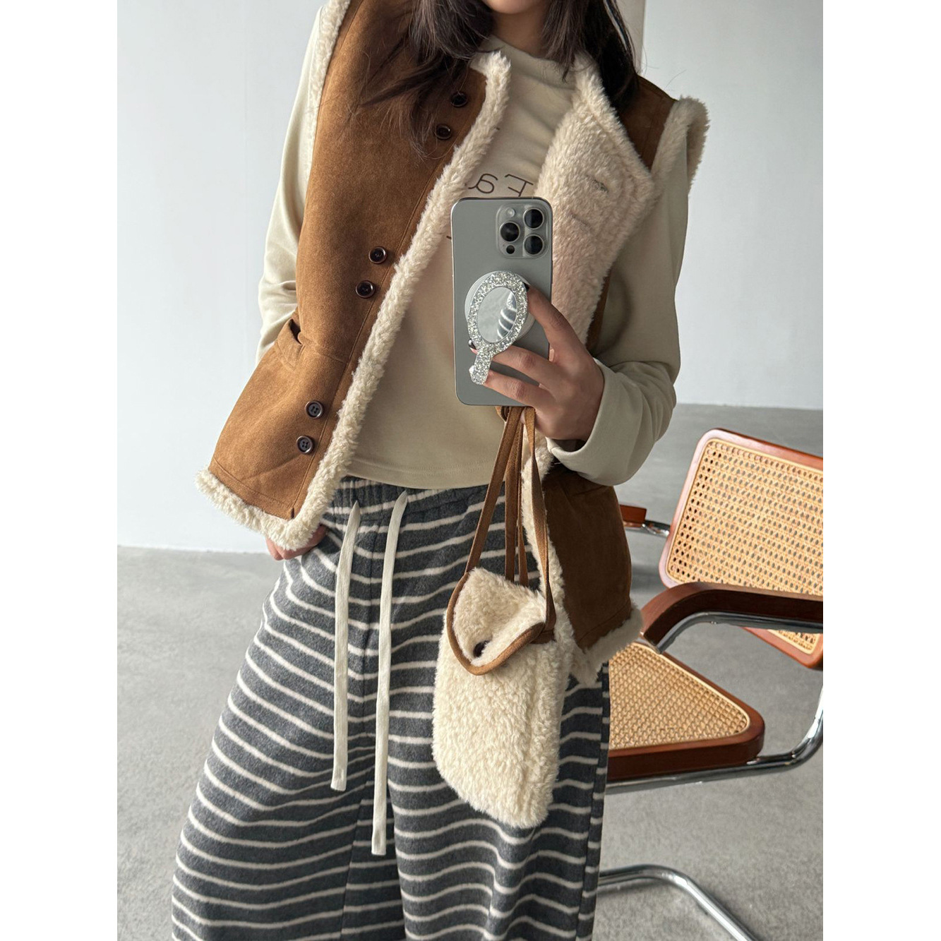 【王琪芝】复古棕色麂皮绒羊羔毛背心马甲女秋冬上衣配包包WQ067