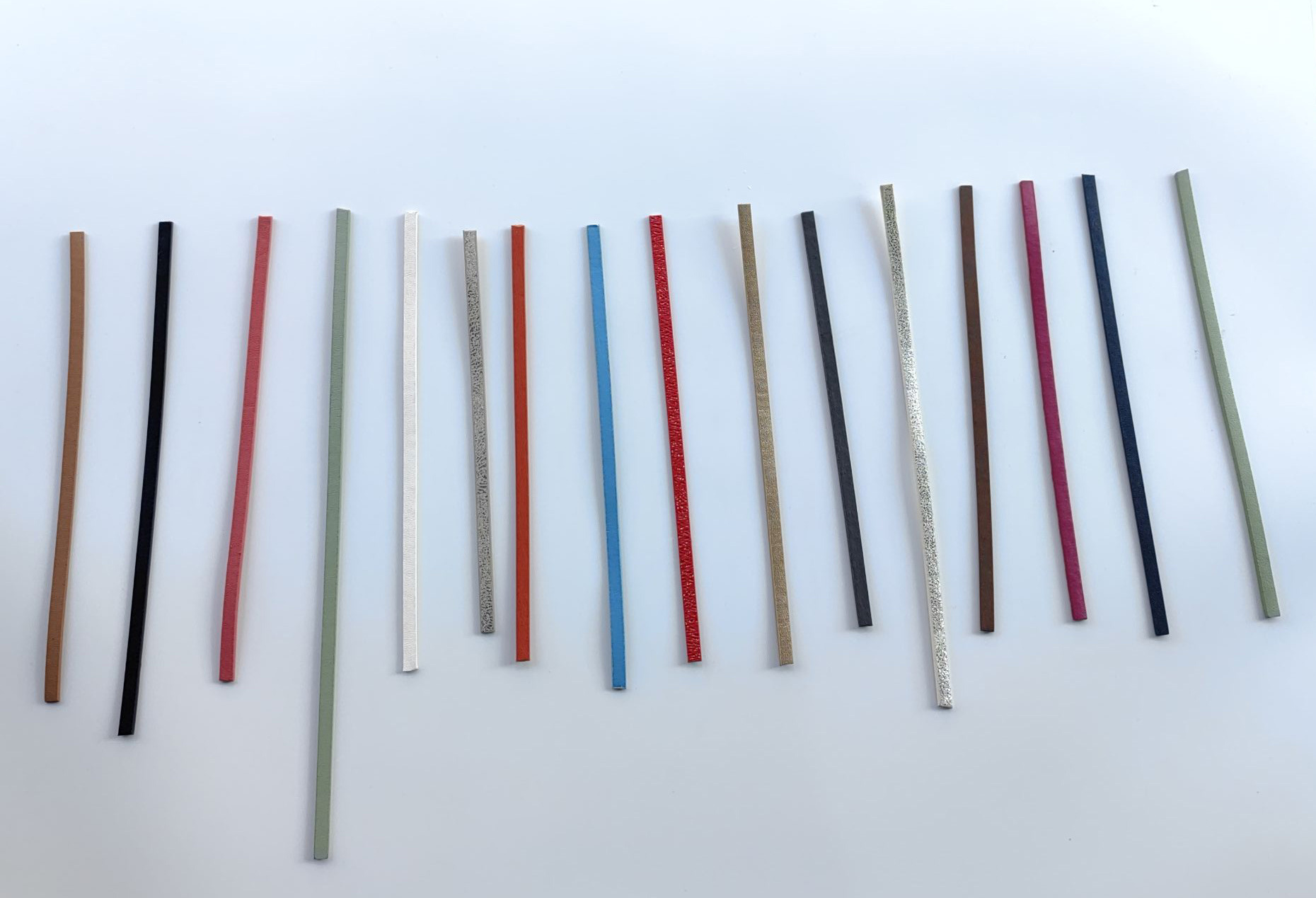 여러 색상을 사용자 정의할 수 있습니다.