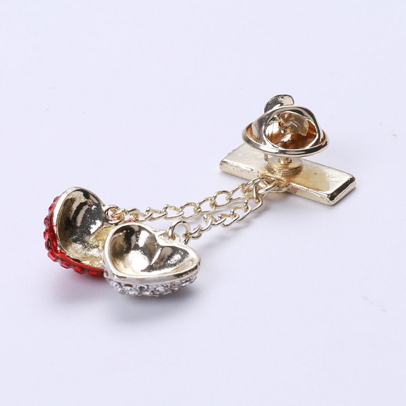 All Seasons Season Elegant Streetwear Pin Letter Heart Shape Alloy Rhinestones Women's Brooches