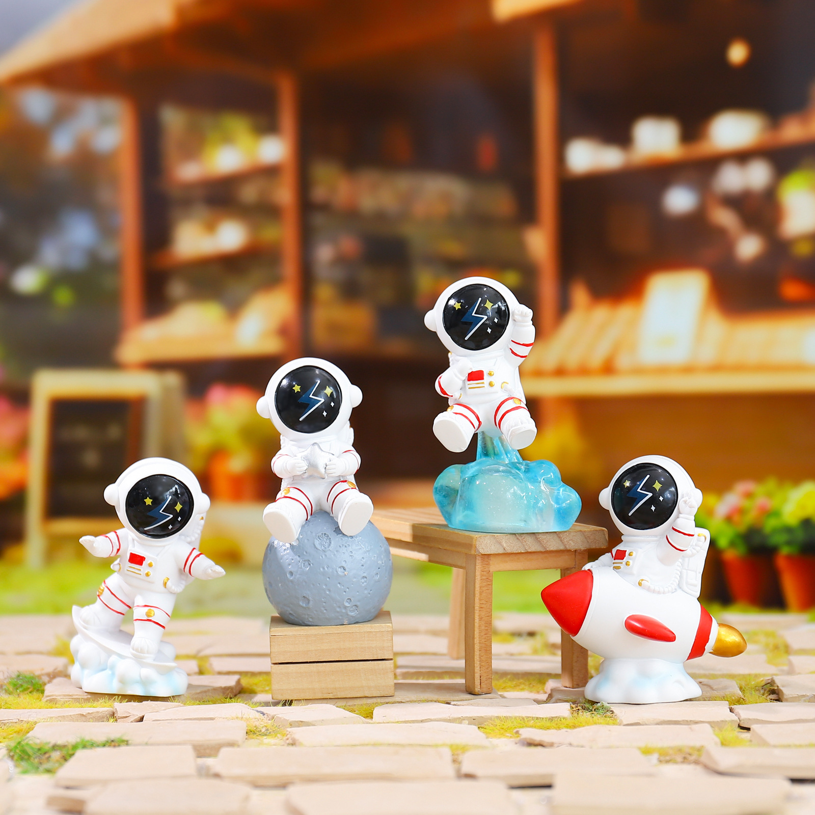 Hang Xiaoyu cute astronaut blind box decoration desktop decoration student children gift creative home car decoration Hang Xiaoyu cute astronaut blind box decoration desktop decoration student children gift creative home car decoration