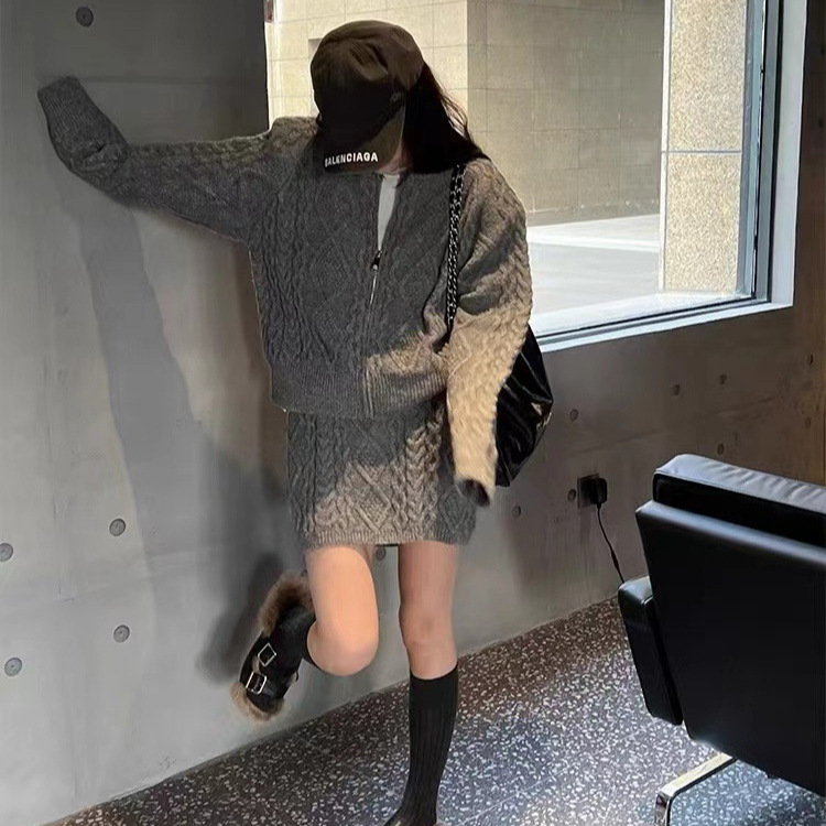 French fashion this year's popular autumn suit women's twist sweater coat high waist hip skirt two-piece set