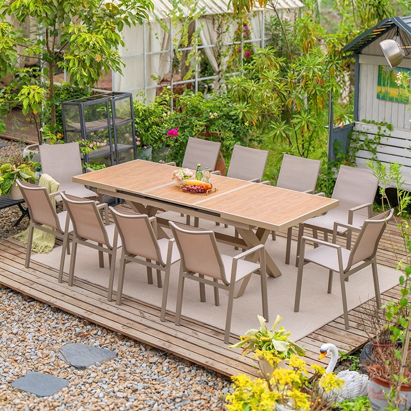 Mesa y silla de patio al aire libre, madera plástica, casa nórdica, patio al aire libre, jardín al aire libre, balcón, combinación de terraza de ocio