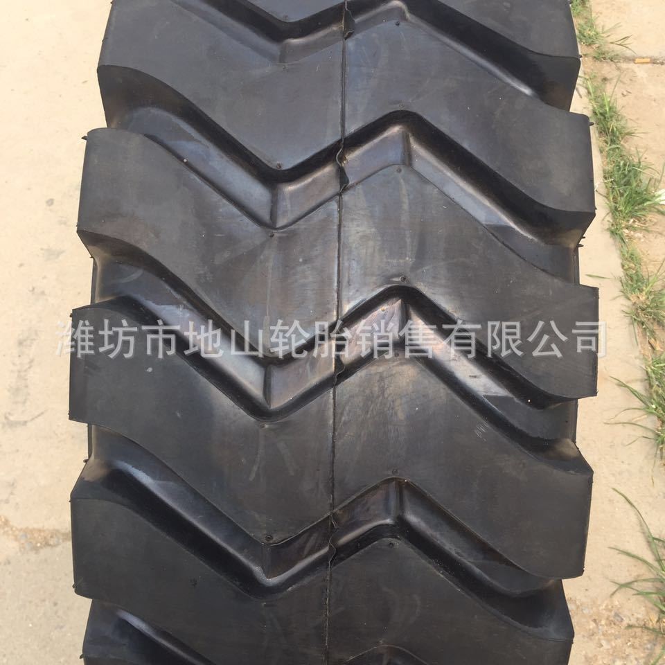 供应20.5/70-16 装载机轮胎斜交尼龙轮胎