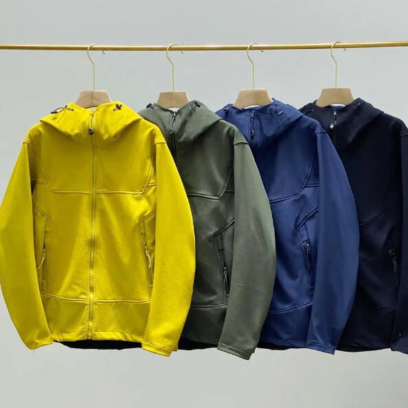 Fleece-Lined, Same Style as Tsutaju! Softshell Waterproof, Stain-Resistant, Durable Hooded Couple's Jacket for Spring and Autumn, Japanese Fresh Style