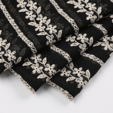 新款水溶雪纺皱刺绣蕾丝面料  绣花碎花连衣裙童装礼服布料现货