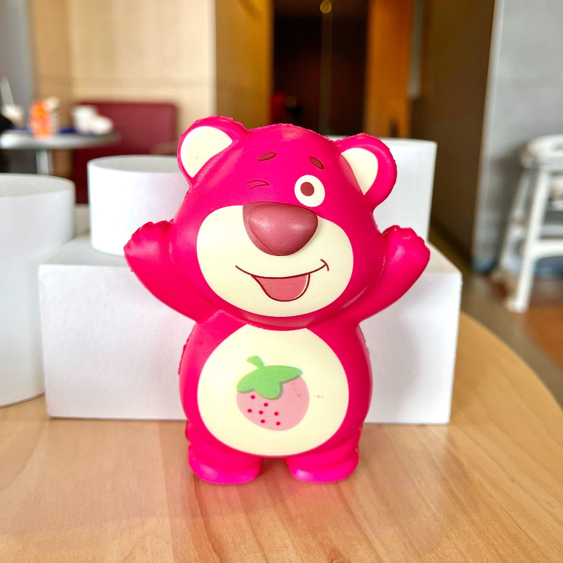 Strawberry bear party pinch [standing hug]