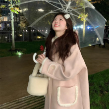 学院风牛角扣大衣2024秋冬新款粉色设计感学生小个子宽松外套女装