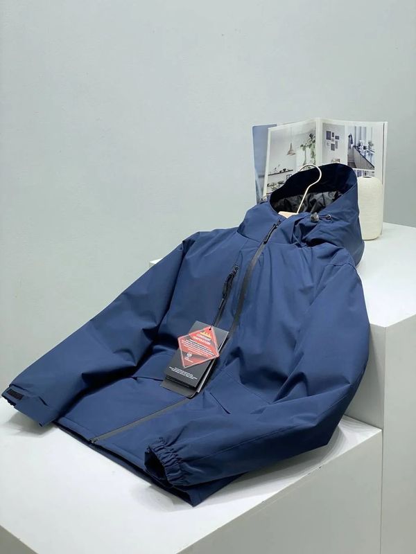 迪佳は同じタイプのアウトドア防風防水手栓綿防寒保温綿服の高品質ファッションカジュアル帽子付き綿服です。|undefined