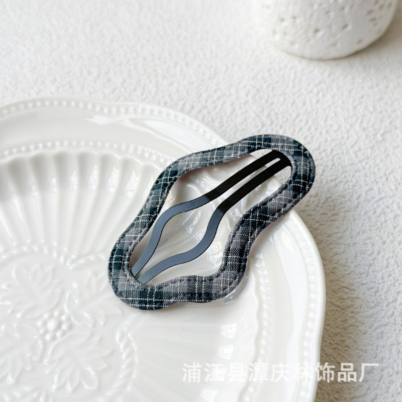新款红色格纹格子发夹秋冬儿童BB夹三角星星云朵水滴镂空一字夹|undefined