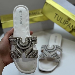 Foreign Trade Summer New Style Slippers Women's Outwear Fashion Pearl One-word Sandals Flat Non-slip Beach Shoes