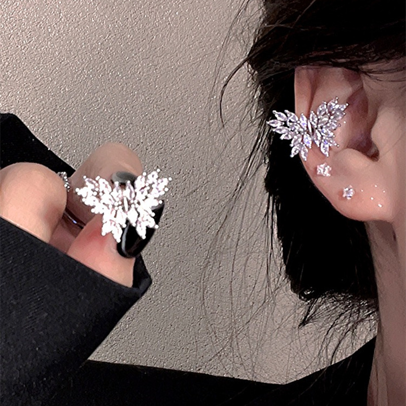 1 Pièce Style Simple Papillon Placage Incruster Alliage Strass Clips D'oreille display picture 3