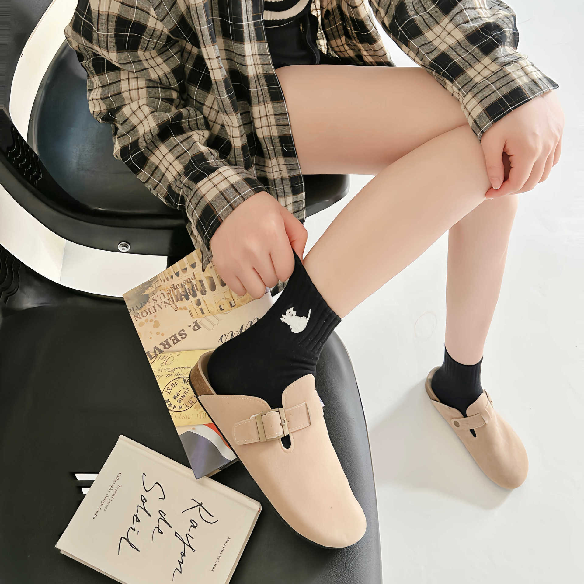 Daily Occasion Cute Women's Cat Cotton Crew Socks A Pair