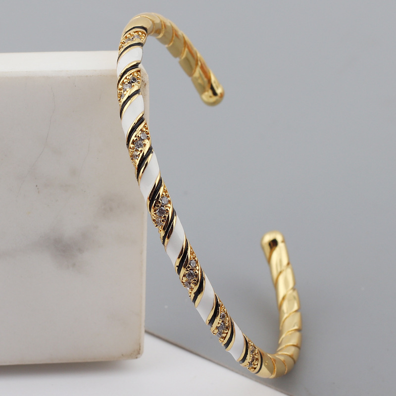 Fashion Waves Copper Bangle Inlay Zircon Copper Bracelets