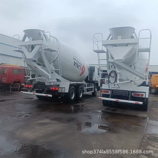 跨境出口豪沃6*4搅拌罐车豪沃重卡罐车10轮HOWO后八轮水泥搅拌罐