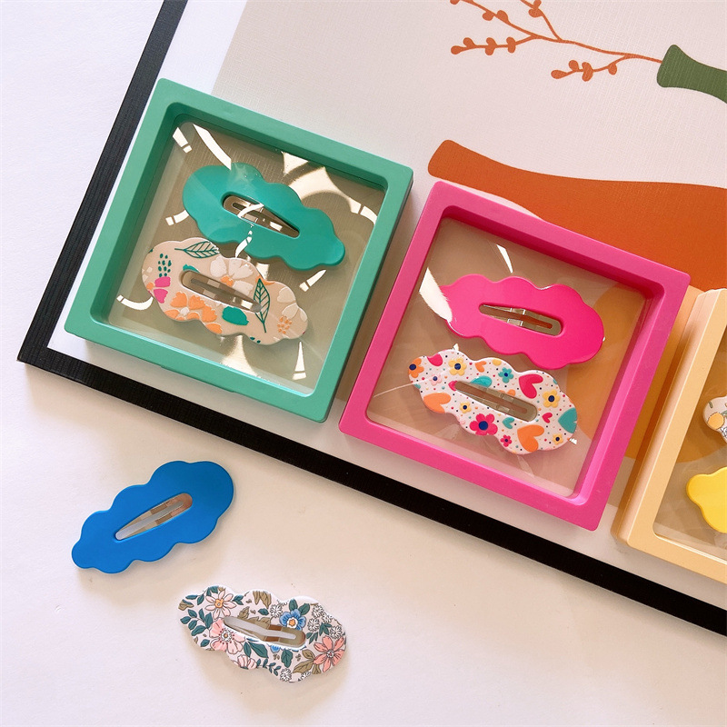 Children's fluorescence geometric cute bangs with gears