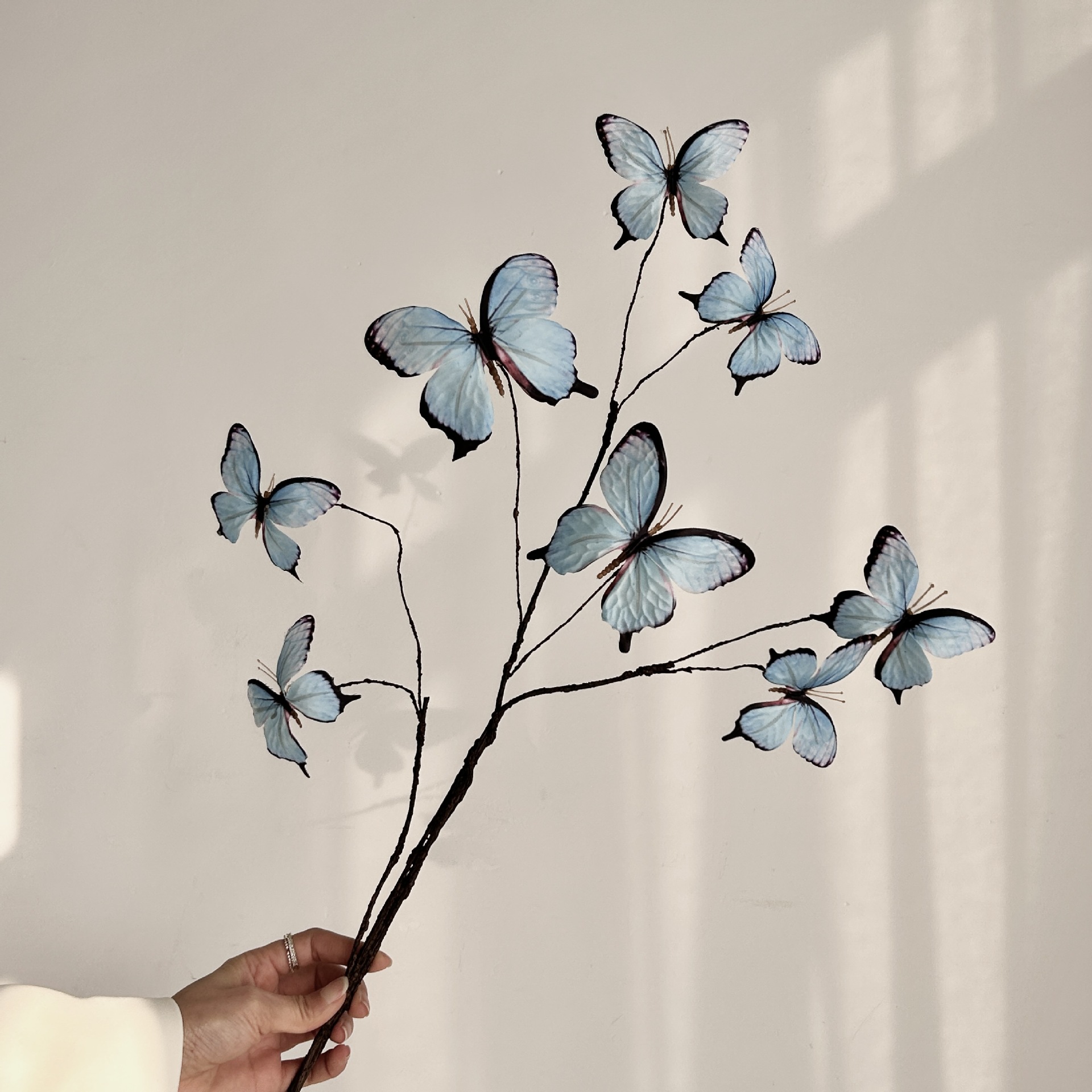 Jardín de Monet mariposas de ramas secas flores de simulación de libros rojos ventanas creativas decoraciones de flores para el hogar accesorios de fotografía decoración