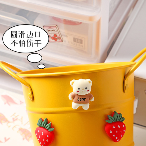 Creative pen holder, high-looking Internet celebrity student desktop storage box, makeup brush storage box, large-capacity iron storage basket