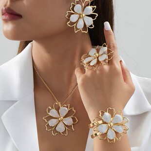 Cross-border hot new drop oil elegant sweet lotus double hollow three-dimensional flower ring bracelet earring necklace