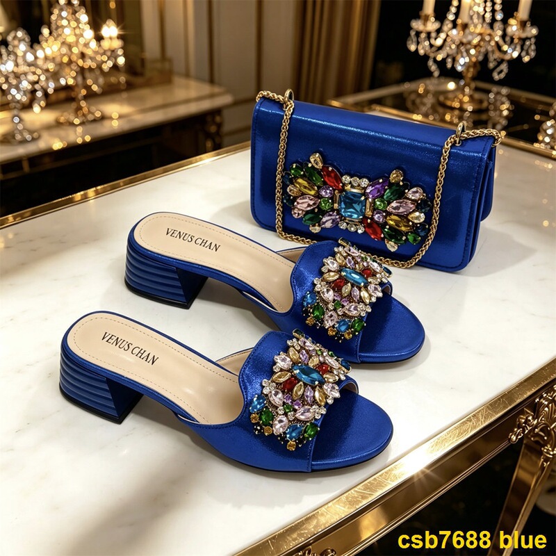 High-Heeled Sandals with Small Rhinestones and a Handbag Set with Elegant Rhinestone Embellishments High-Heeled Sandals with Small Rhinestones and a Handbag Set with Elegant Rhinestone Embellishments