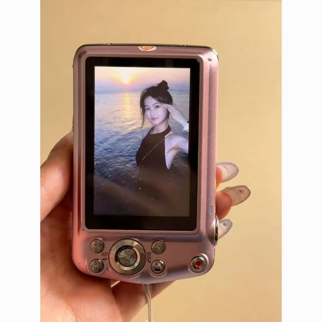 Retro Digital Camera 4800W Pixel Can Self-Portrait Entry-Level Student Ccd Camera High-Definition Campus Card Machine