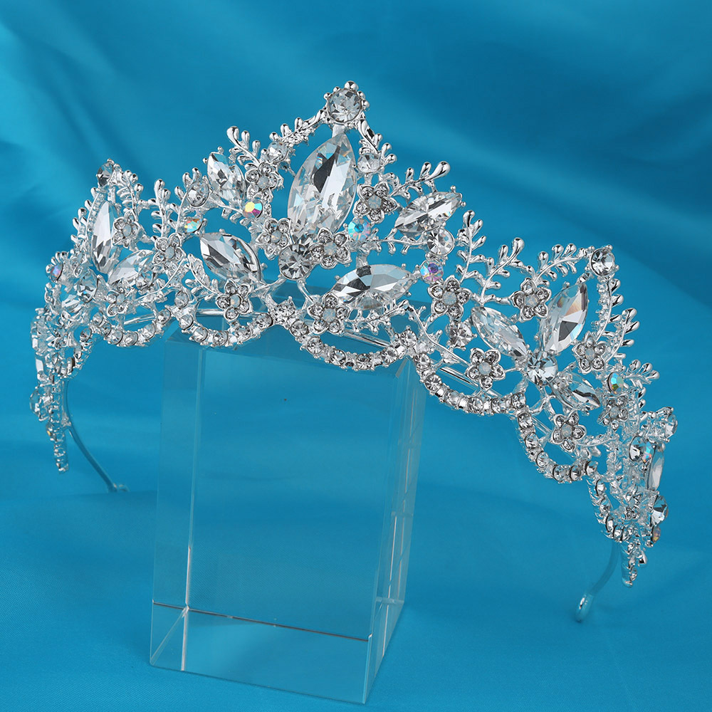 105g Weight Crown Hair Accessories Type Crystal Inlay Material 1 Piece Quantity Daily, Party Occasion Alloy Material Crown Pattern Women's Gender Hollow Out, Inlay Design Shiny, IG Style Style Women's IG Style Shiny Crown Alloy Hollow Out Inlay Crystal Crown 4