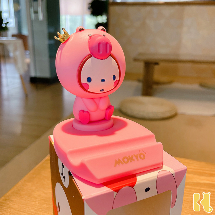 핑크 돼지 앉아