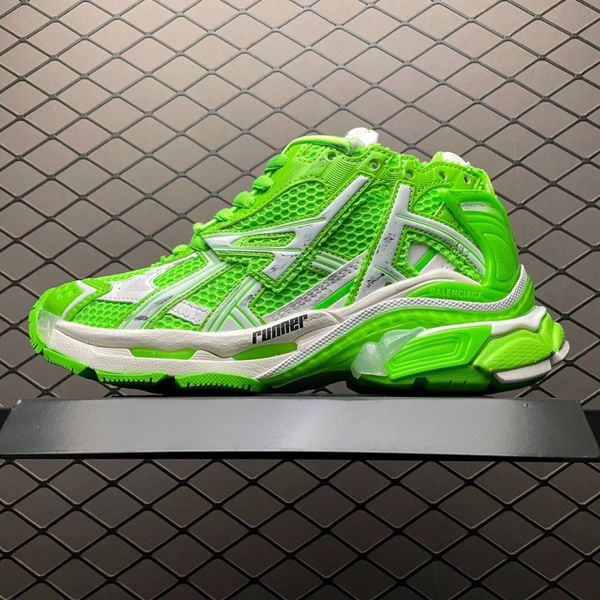 Runner Daddy Shoes Myth Green